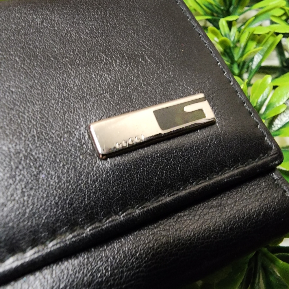 EUC Gucci Key Holder Card Case - Picture 7 of 12